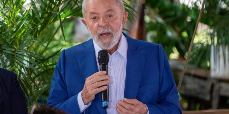 “Não podemos nos conformar com homens matando mulheres”, diz Lula