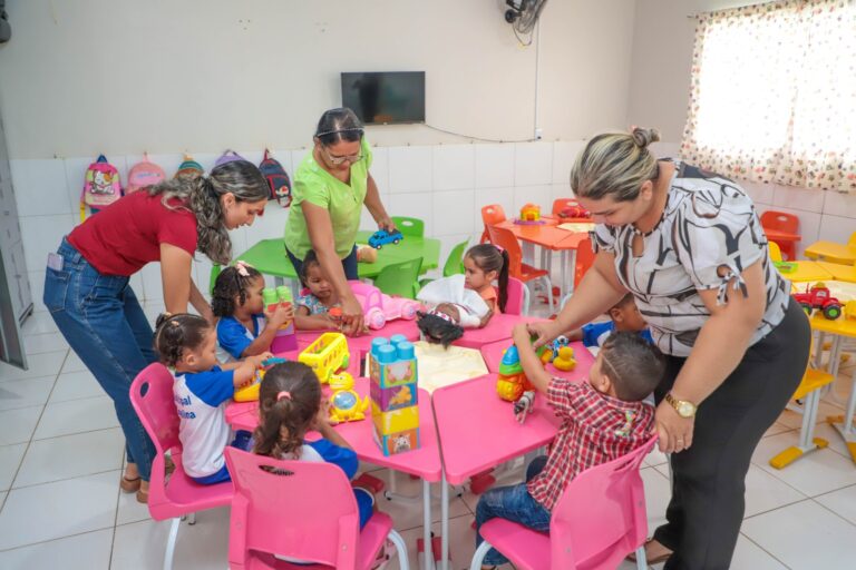 Reajuste salarial é garantido para todos os servidores municipais é garantida pela Prefeitura de Araguaína a progressão aos professores