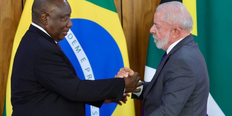 Lula: se a gente não preparar a defesa, qualquer dia alguém invade