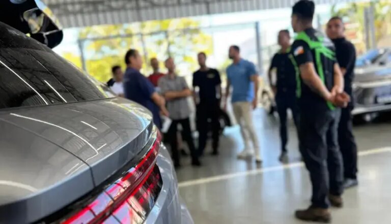 Pequenos negócios do setor automotivo buscam preparo para avanço dos veículos elétricos em visita técnica à BYD | ASN Tocantins
