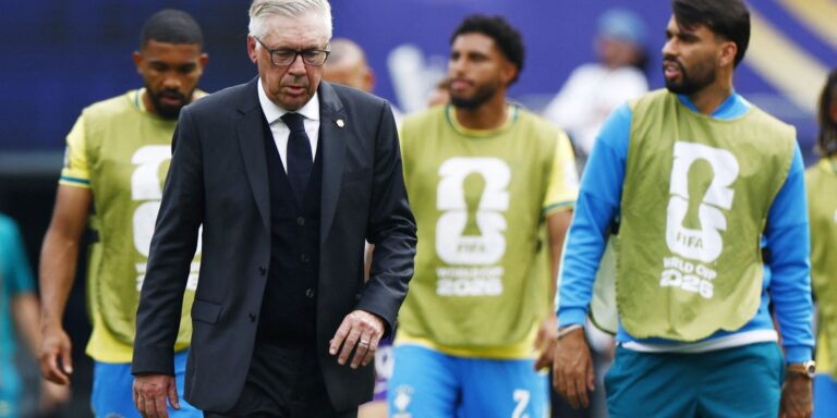 Ancelotti lamenta eliminação e já projeta novo ciclo: “Não é o fim”