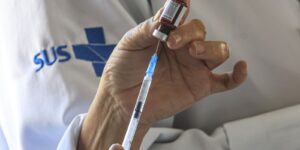Meningite: quatro cidades do Rio ofertam vacina a pessoas até 24 anos