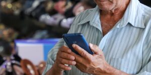 Moradores do DF são alvo de mensagens falsas de multa no Detran